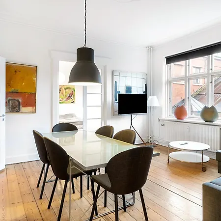 Apartment - With Family Or Friends In The Heart Of Aarhus